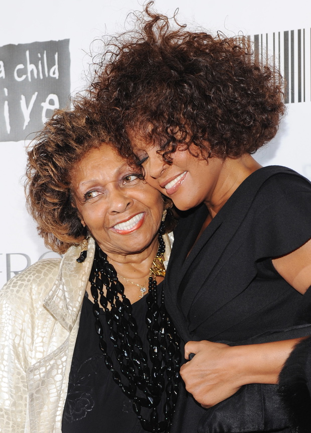Whitney Houston, Cissy Houston, 2010