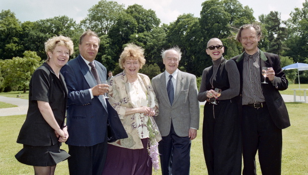 Barbara i Jerzy Stuhrowie Wies³aw Michnikowski i Maria Sobieszek oraz Kora Jackowska i Kamil Sipowicz podczas gali wrêczenia statuetek w £azienkach Królewskich
