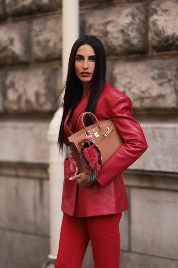 Street Style - Paris Fashion Week - Womenswear Spring/Summer 2025 - Day Six