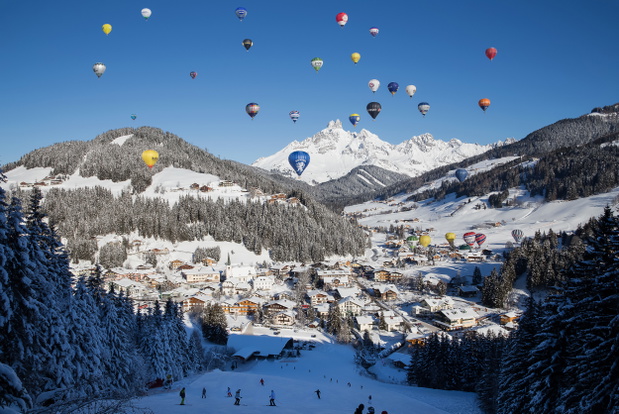 Der Himmel über Filzmoos färbt sich bunt