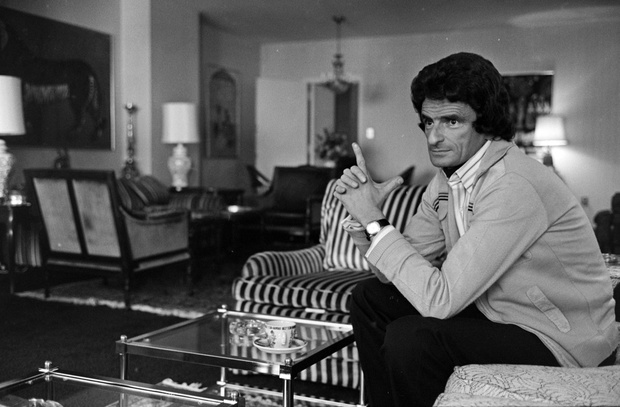 "Being There" Set Visit
