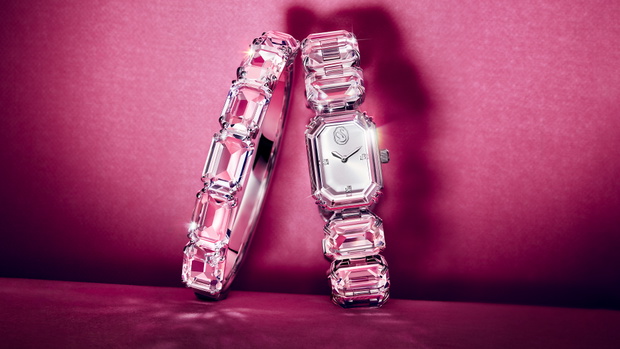 Swarovski_2024 Holiday Campaign_Millenia Watch_2