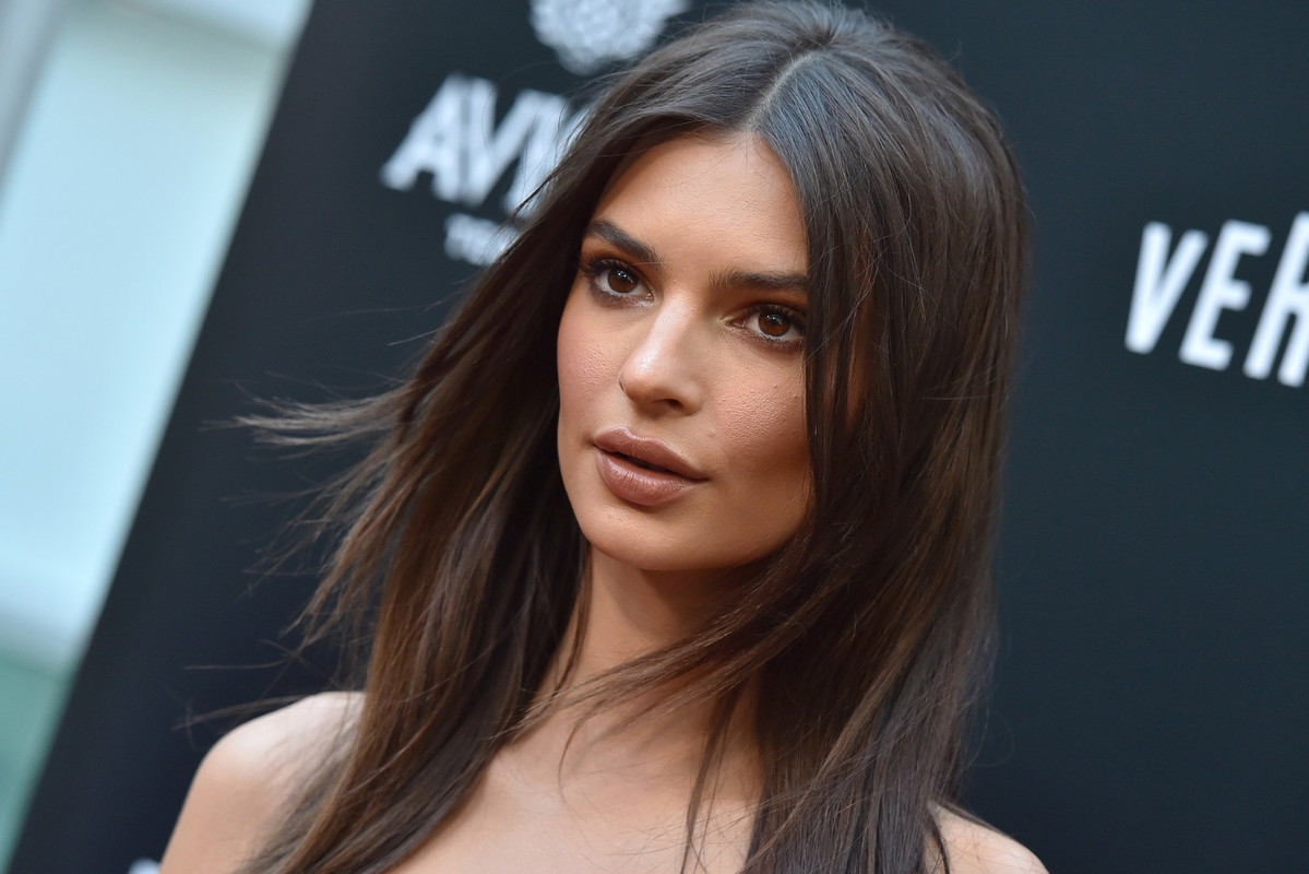 Emily Ratajkowski 123