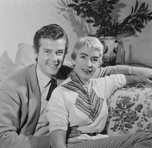 Roger Moore &amp; Dorothy Squires, Bexleyheath, 1957