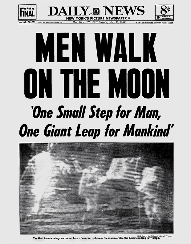 Daily News front page dated July 21, 1969, Headlines: MEN WA