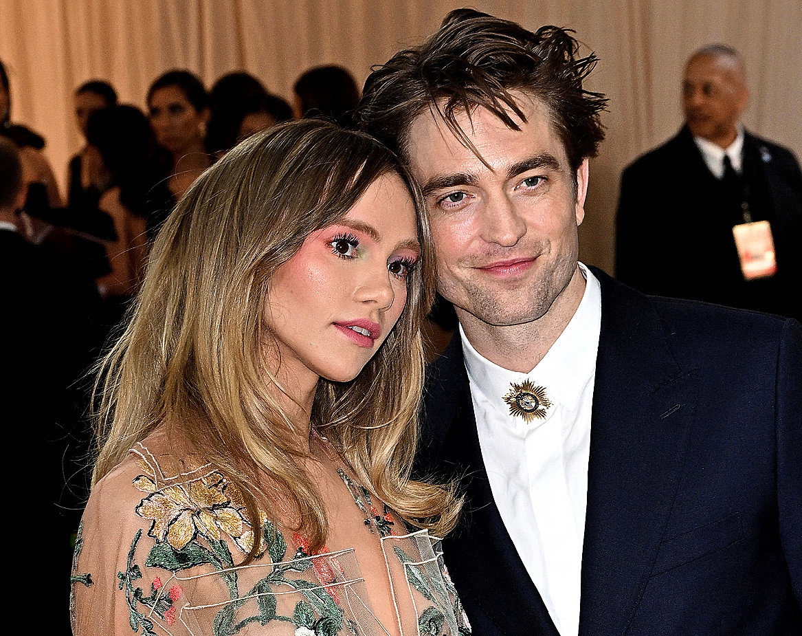 Pattinson, Waterhouse