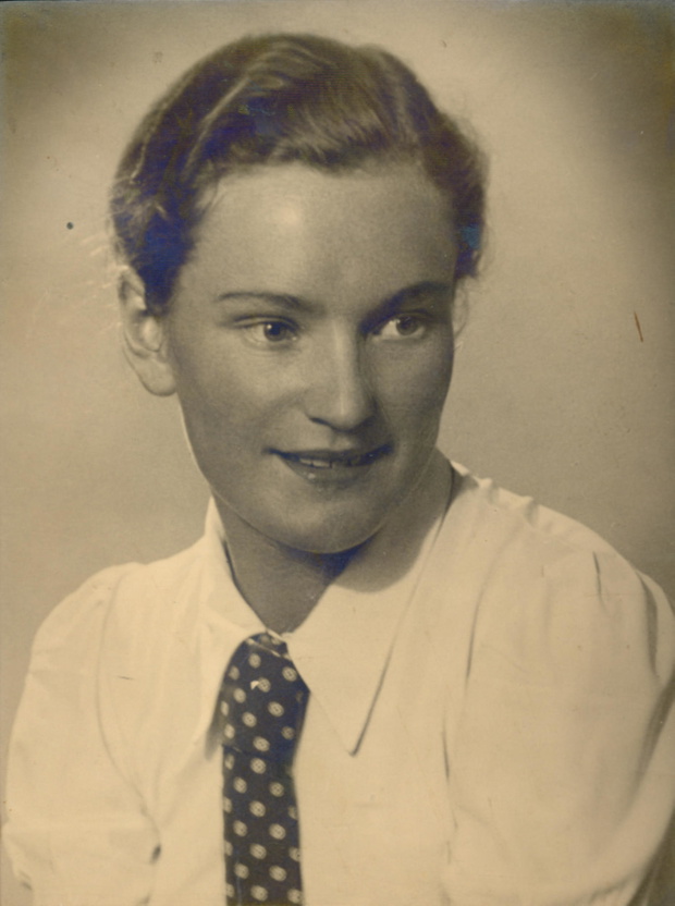 Irena Anders Young