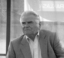forum-0431172845 bw