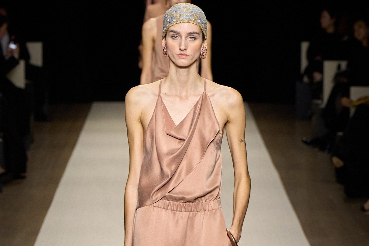 Giorgio Armani S25 043