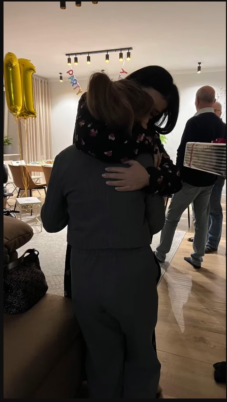 Katarzyna Cichopek, Helena Hakiel, urodziny