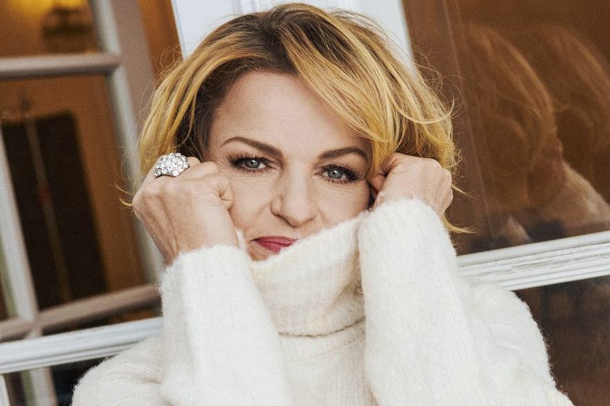 Katarzyna Bosacka, VIVA! grudzień 2023, 23/2023, jamnik