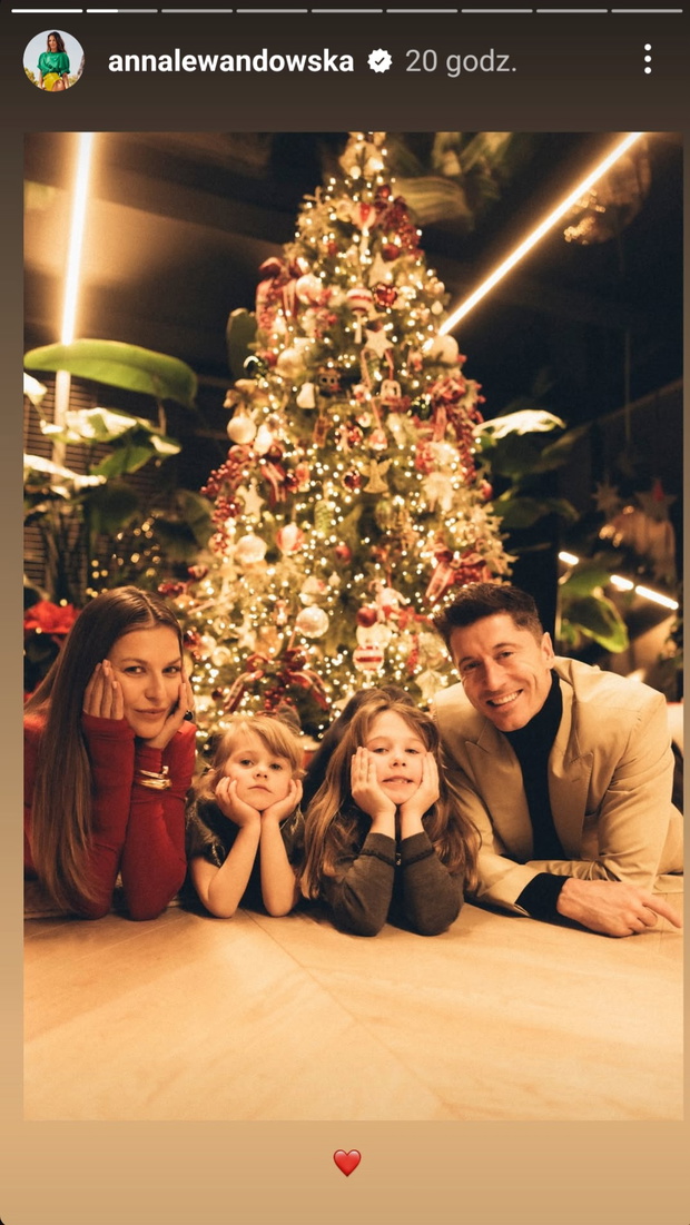 Anna Lewandowska, Robert Lewandowski, Klara Lewandowska, Laura Lewandowska, 24.12.2024 r.