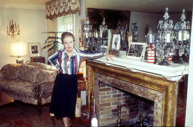 Martha Eggerth, Homestory, Rye (naehe New York City)/USA/Nordame