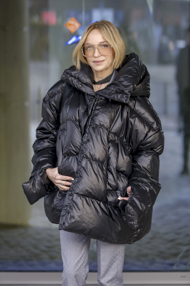 Anna Wyszkoni przez budynkiem „Dzień Dobry TVN”, Warszawa, 05.01.2025 r.