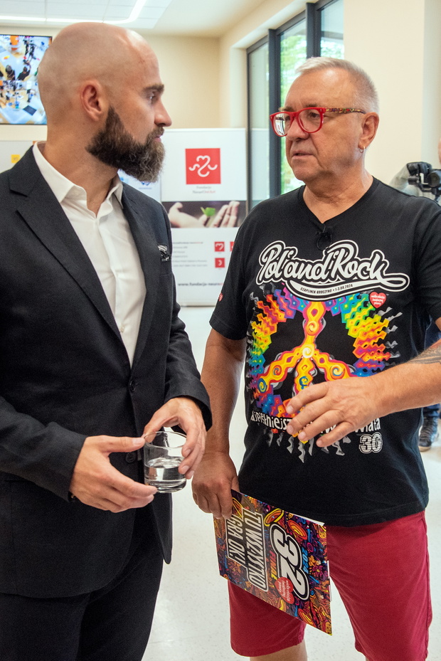 Otwarcie Centrum Technologicznie Wspomaganej Rehabilitacji dla Dzieci w Poznaniu. Sebastian Kulczyk, Jerzy Owsiak