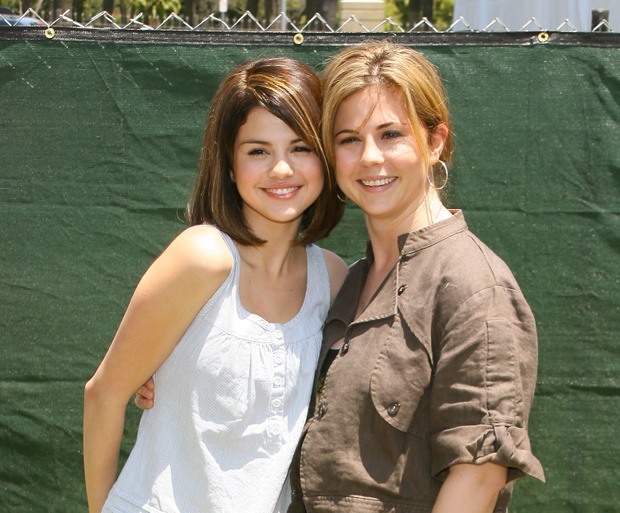 Selena Gomez z mamą — Mandy Cornett. 2009 rok