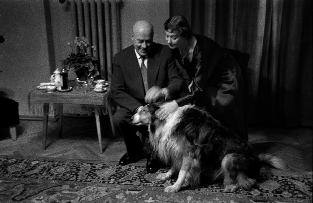Premier Jozef Cyrankiewicz z zona