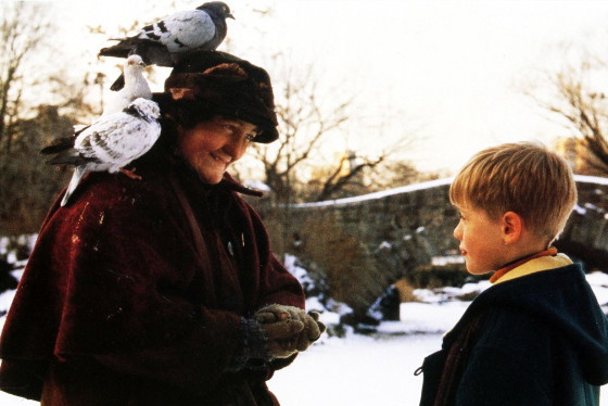 Kevin sam w Nowym Jorku, Brenda Fricker