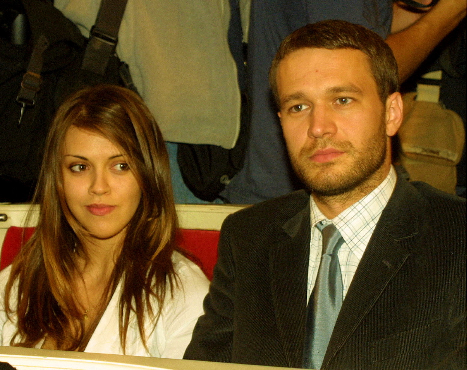 Michał Żebrowski, partnerka Magdalena Krawczykowska, premiera filmu „Stara baśń”, Warszawa, 15.09.2003 rok