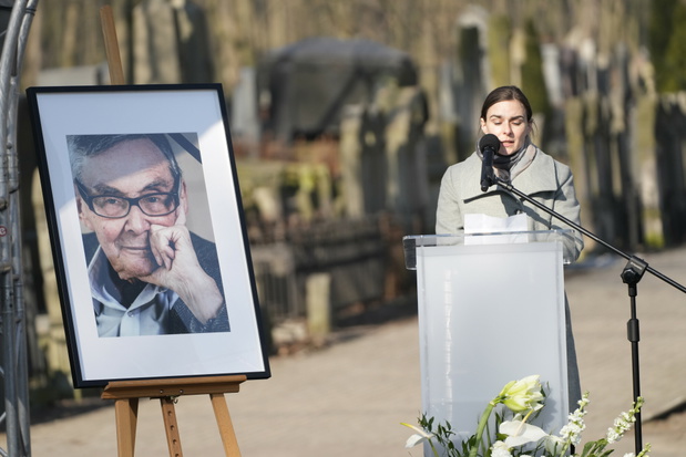 Wnuczka Mariana Turskiego, Klaudia Siczek. 23.02.2025 Warszawa Uroczystosci pogrzebowe Mariana Turskiego w Warszawie