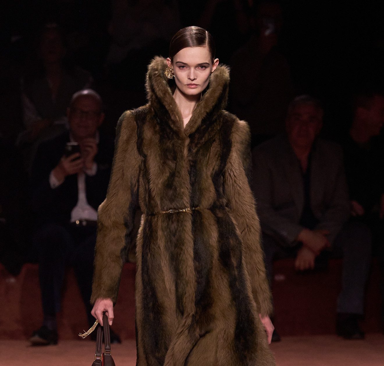 Fendi F25 001