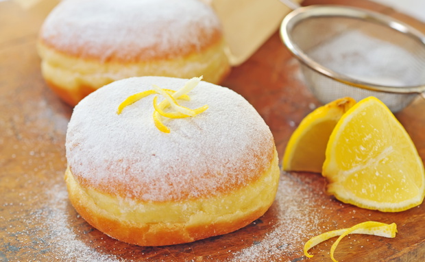 donut with lemon