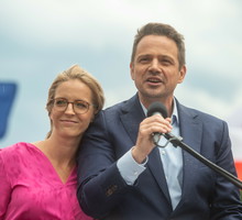 Rafał Trzaskowski, Małgorzata Trzaskowska. 26.06.2020. Warszawa, Plac Zamkowy.