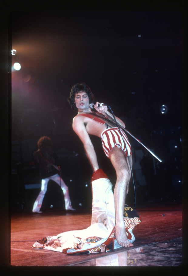 Freddie Mercury, 09.03.1976 rok