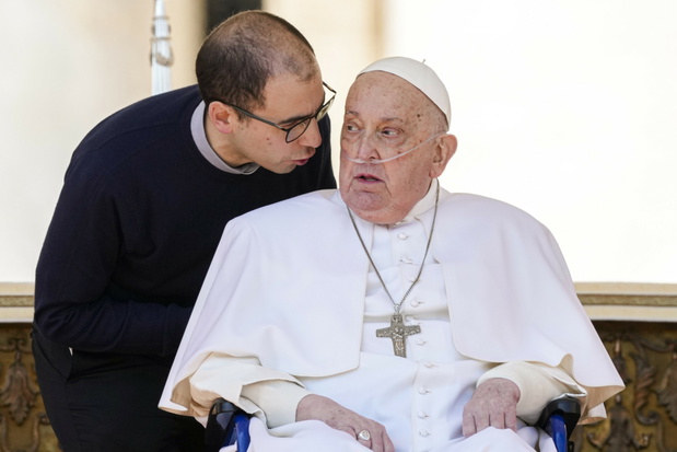 Papież Franciszek na placu świętego Piotra w Watykanie. 06.04.2025 rok