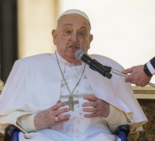 Papież Franciszek na placu świętego Piotra w Watykanie. 06.04.2025 rok