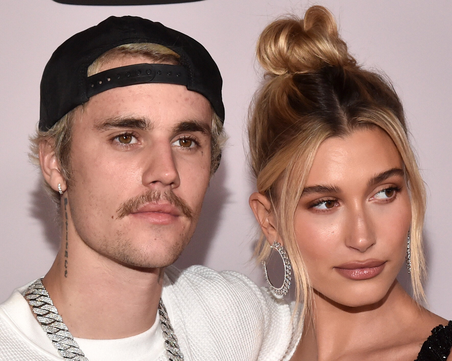 Justin Bieber, Hailey Bieber 2020 rok