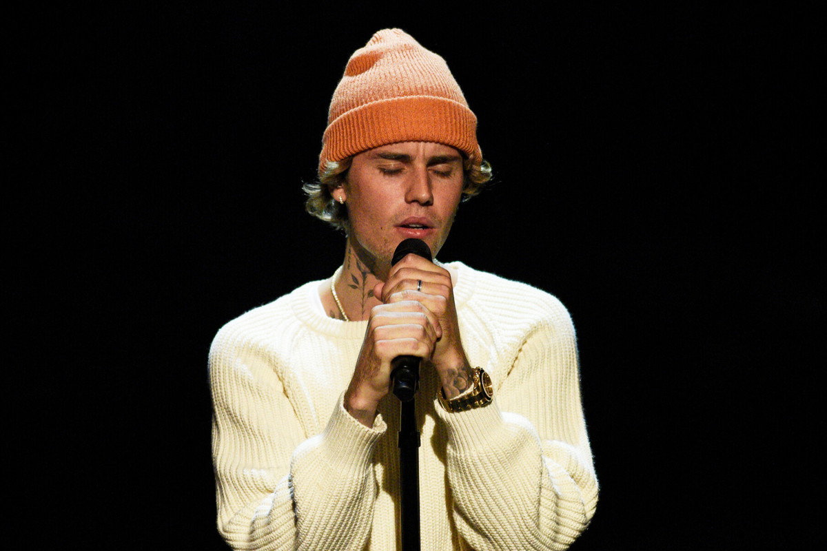 Justin Bieber. Saturday Night Live, 2020 rok