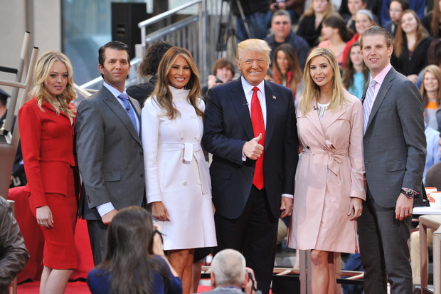 Tiffany Trump, Eric Trump, Melania Trump, Donald Trump, Ivanka Trump, and Donald Trump, Jr  2016 rok