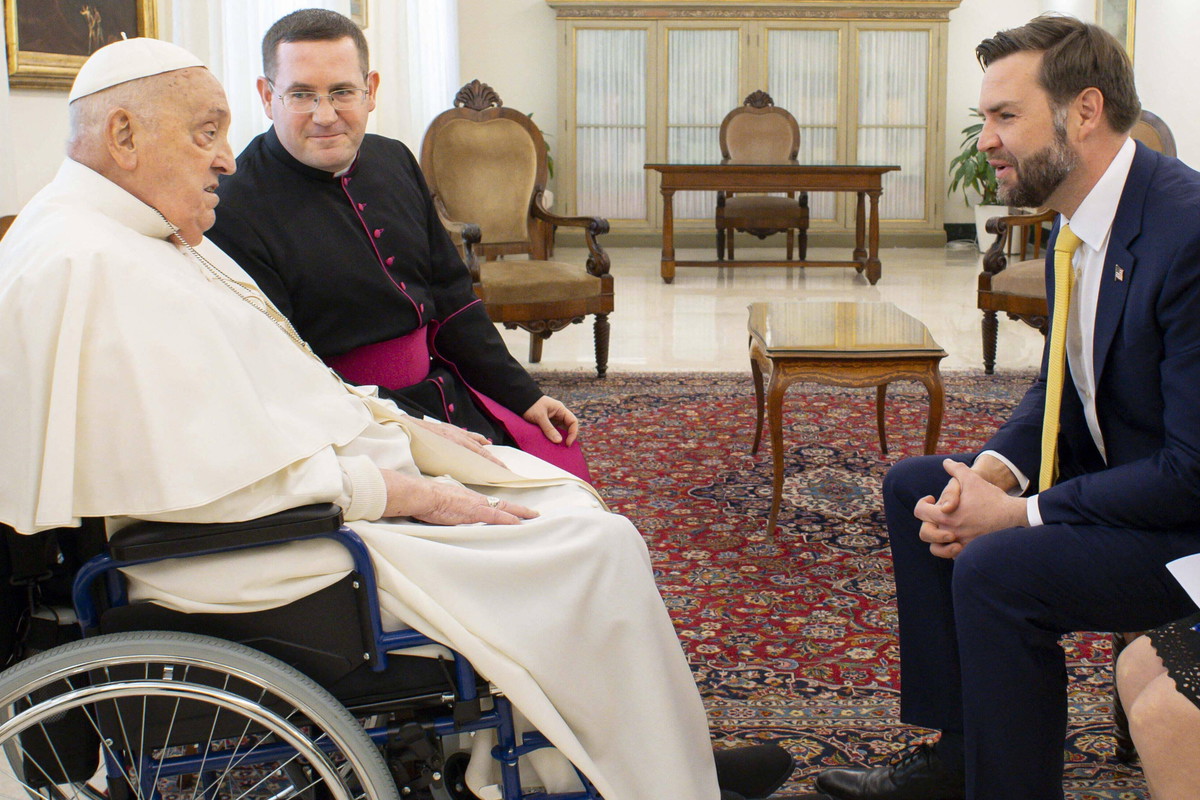 J.D. Vance, James David Vance, papież Franciszek, Watykan, 20.04.2025 r. - jamnik