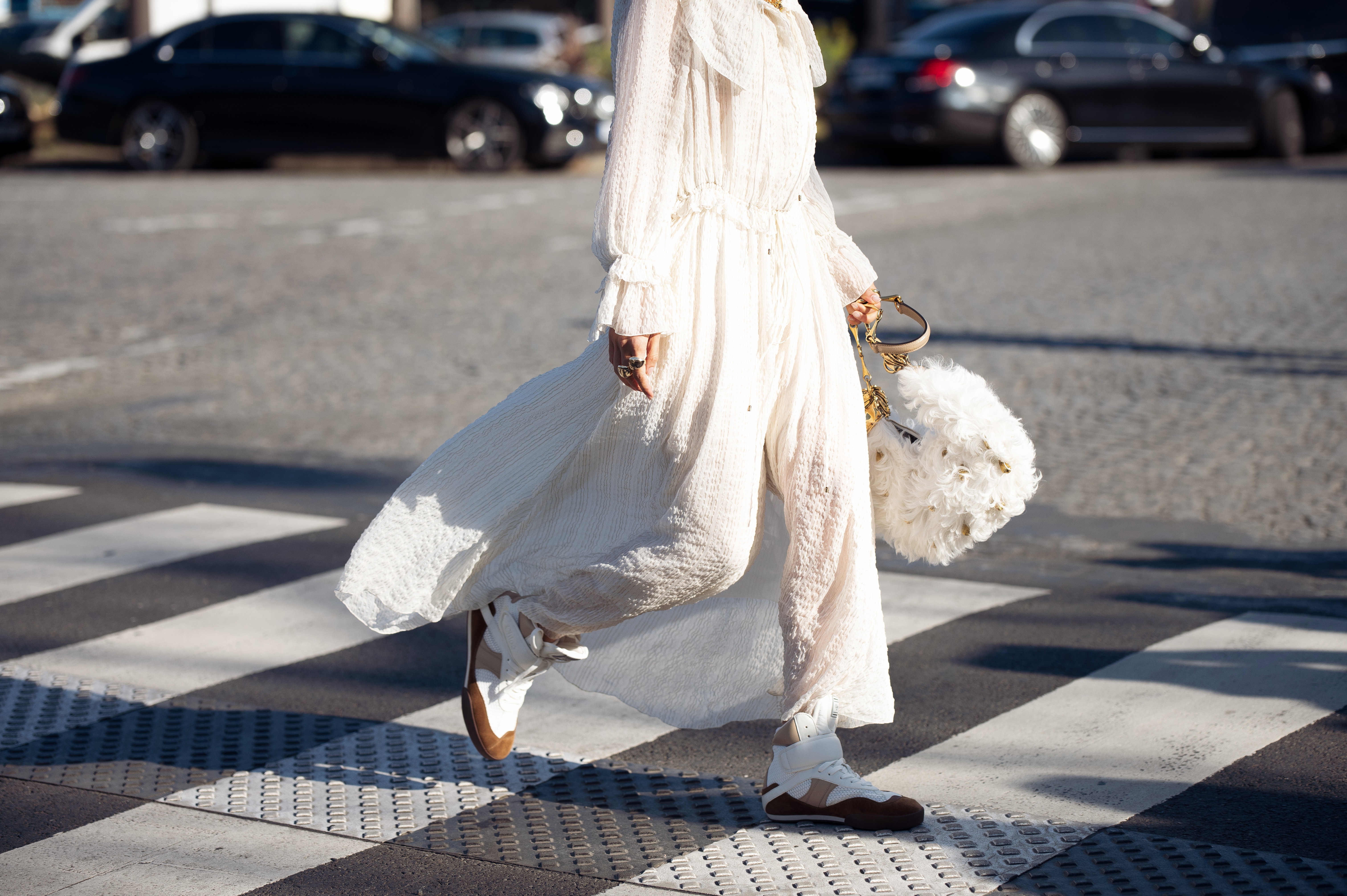 Street Style - Paris Fashion Week - Womenswear Fall/Winter 2025/2026 - Day Four