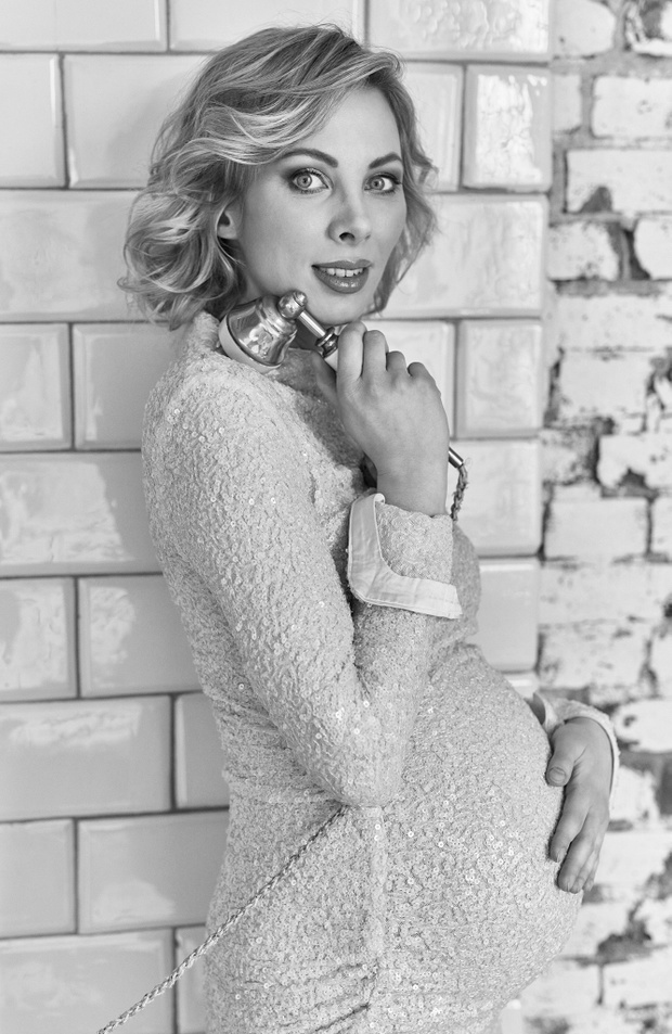 Karolina Gliniecka-Hołda (Charlize Mystery), VIVA! 7/2025.