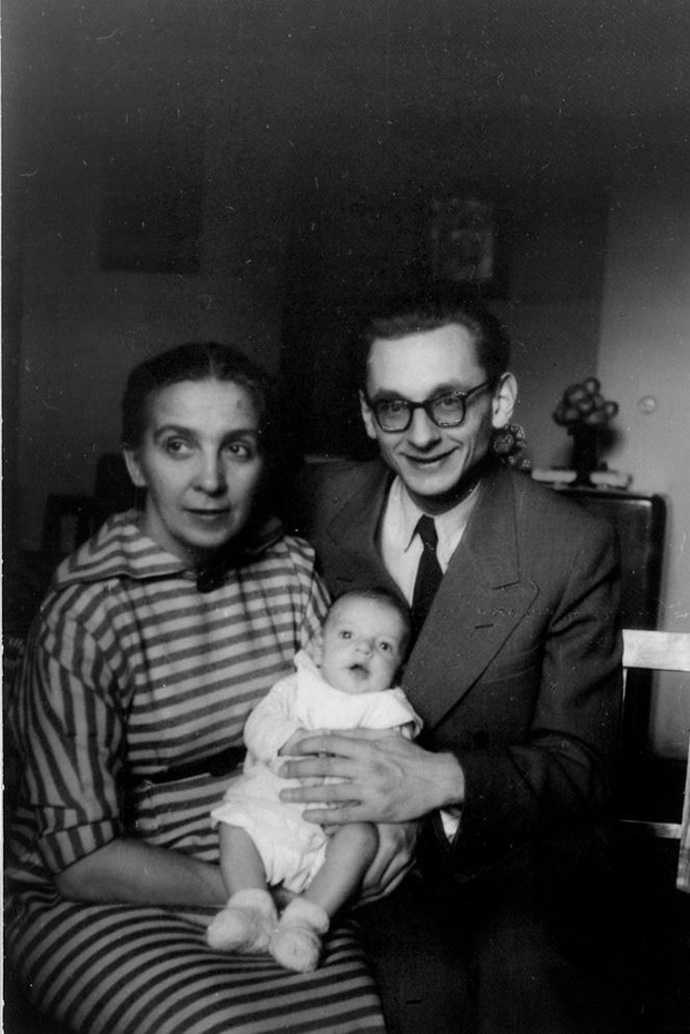 Władysław Bartoszewski z żoną Antonią Mijal i synem Władysławem Teofilem, połowa lat 1950