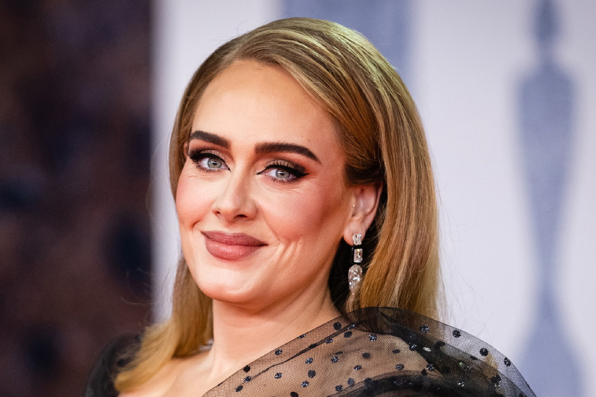 Adele2