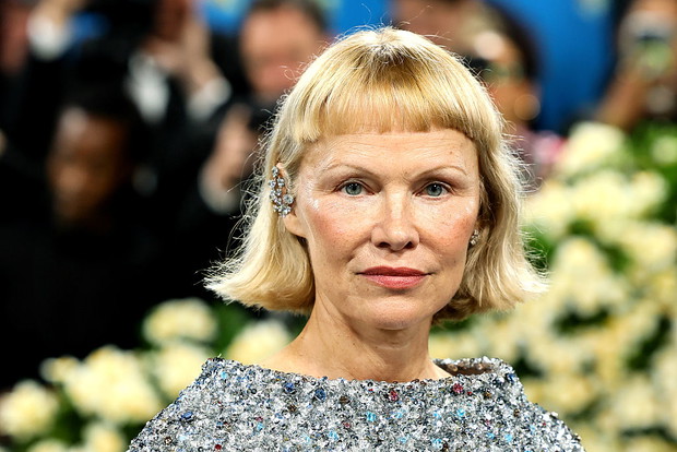 Pamela Anderson MET Gala 2025