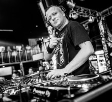 Dj Hazel