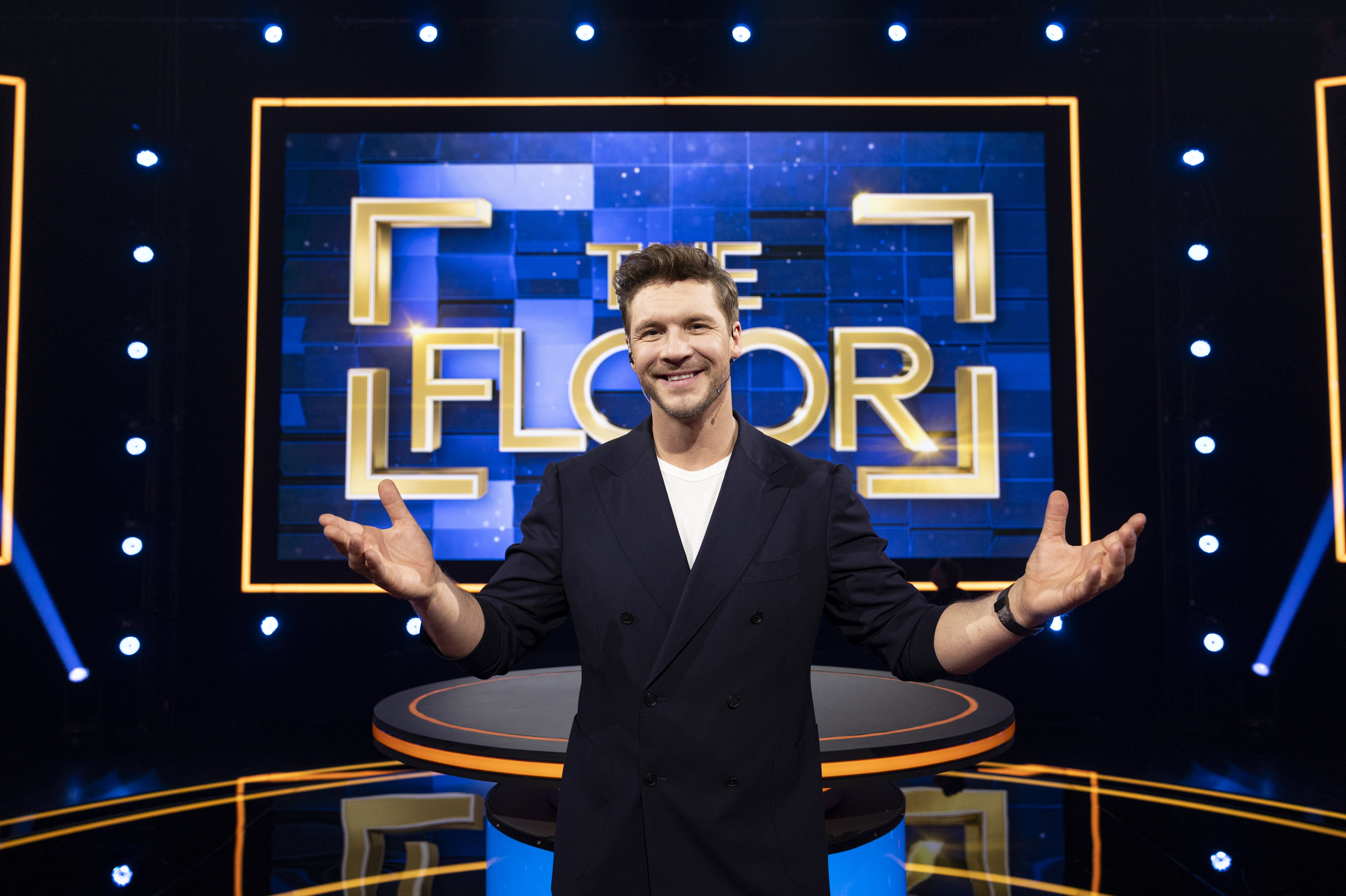 The Floor, Mikołaj Roznerski