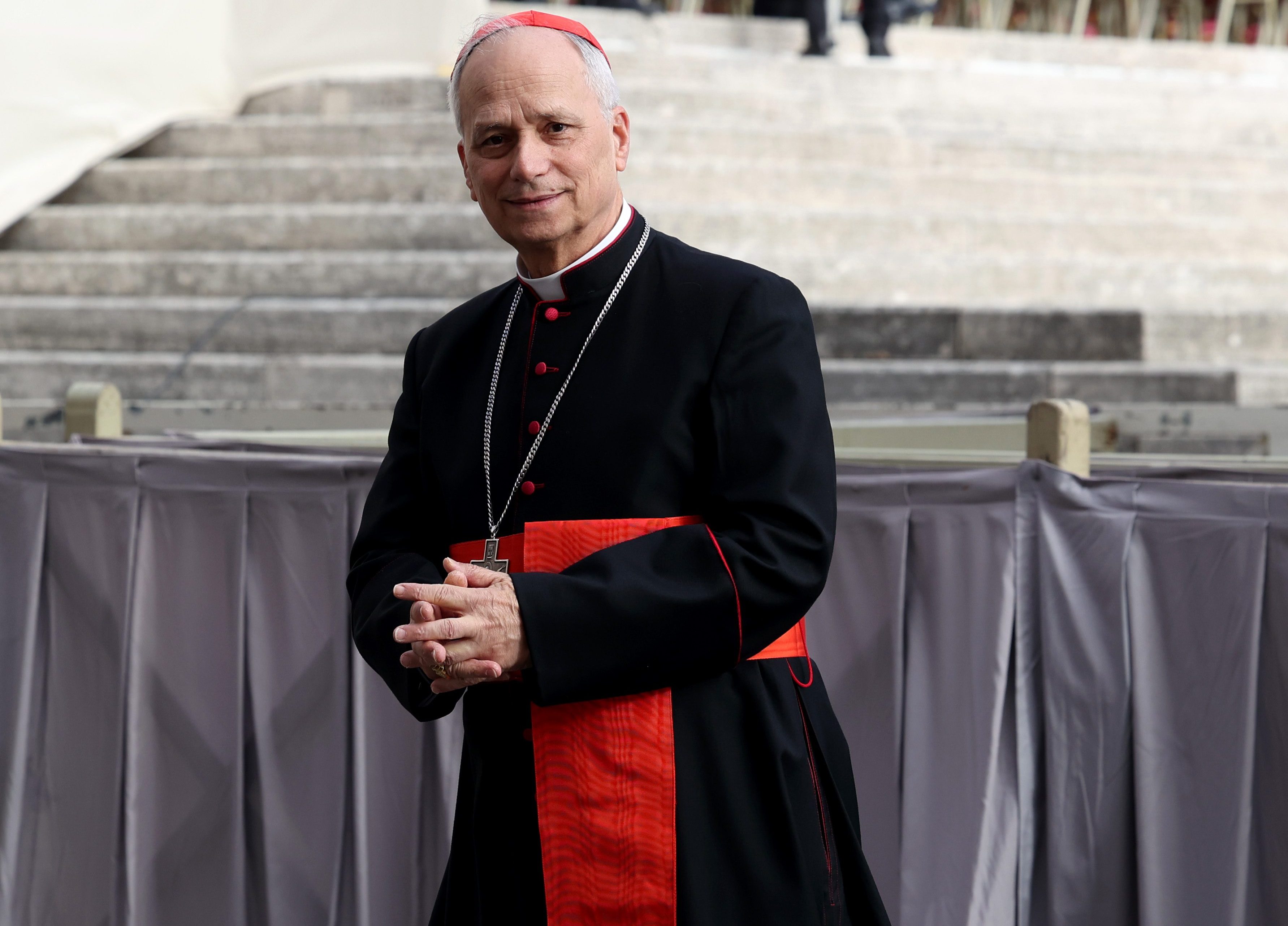 Kardynał USA Robert Francis Prevost uczestniczy w pogrzebie papieża Franciszka na placu Świętego Piotra 26 kwietnia 2025 r. w Watykanie, Watykan.