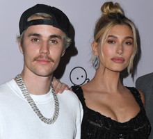 Justin Bieber, Hailey Bieber. 2020 rok