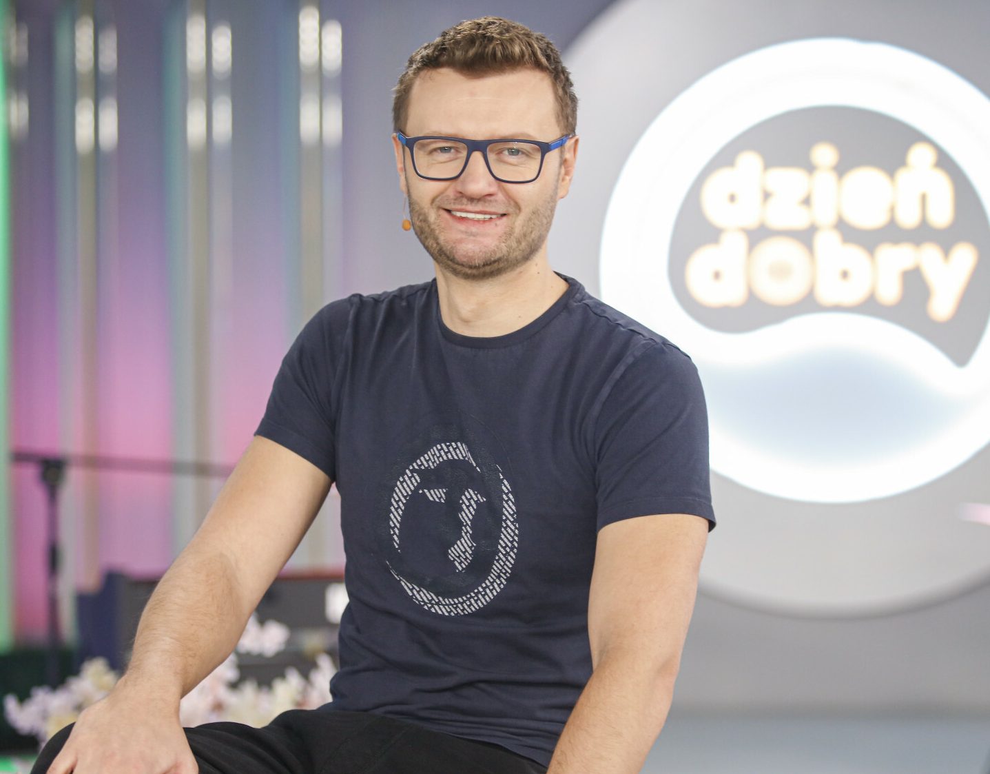 Kacper Ruciński Warszawa, 12.03.2022. Na planie programu Dzien Dobry TVN.