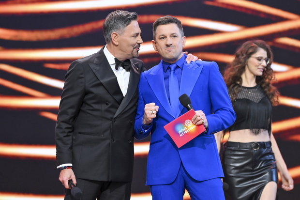 Prowadzący Krzysztof Ibisz i Maciej Rock