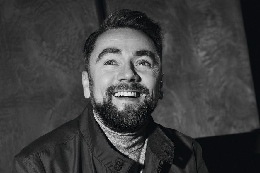 Kuba Badach, VIVA! październik 2017, 20/2017 - jamnik