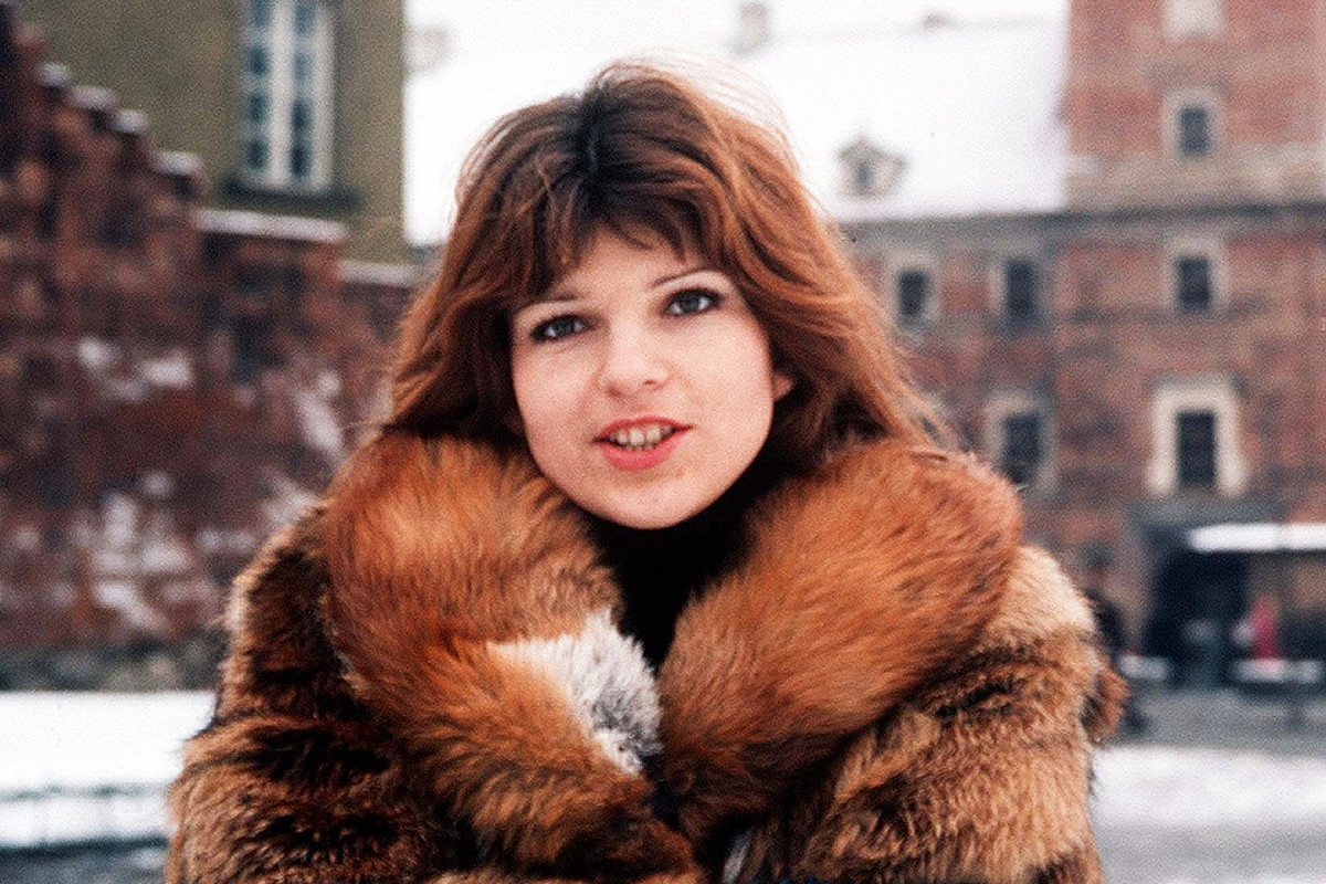 Elżbieta Dmoch, Dwa Plus Jeden, 1974
