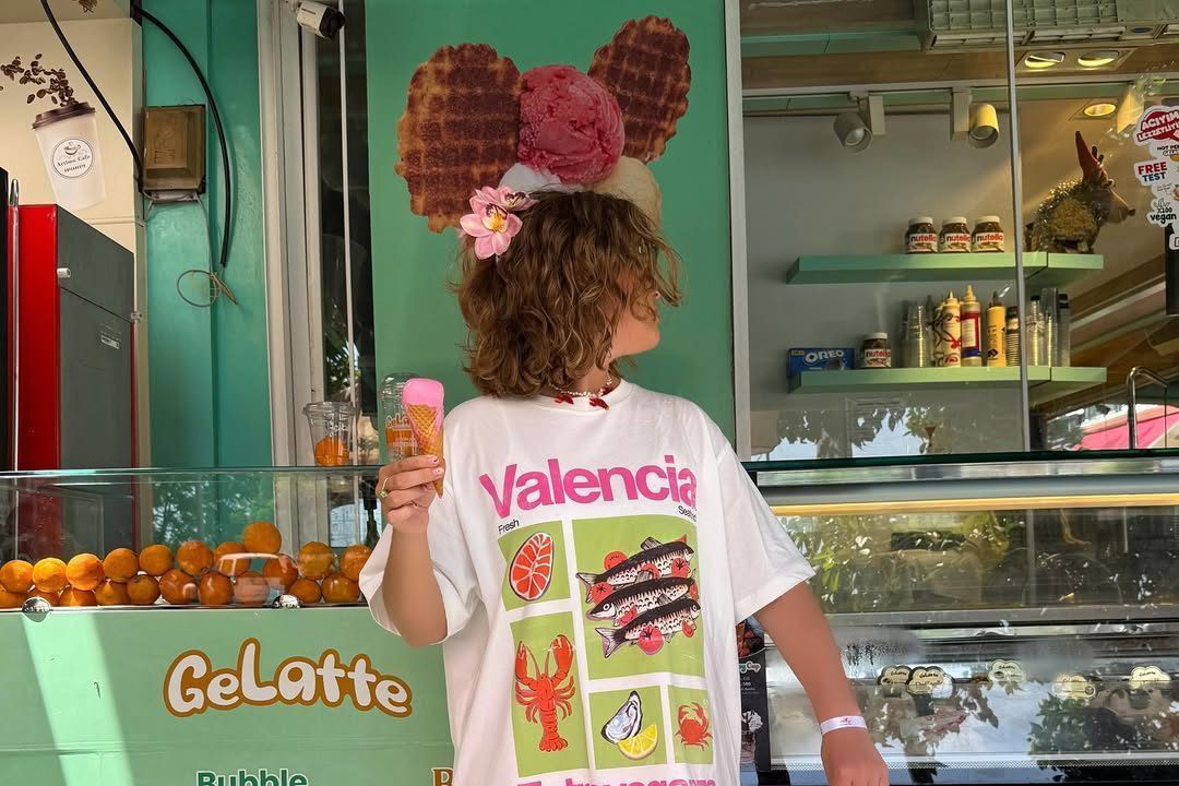 the first scoop of summer 🍧🩰💕