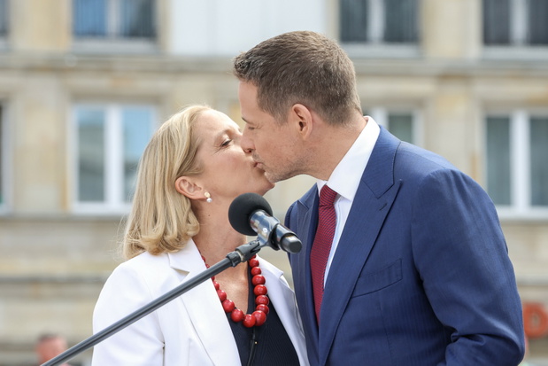 25.05.2025 Warszawa Wielki Marsz Patriotow z udzialem kandydata na prezydenta Rafala TrzaskowskiegoN/z: Malgorzata Trzaskowska, Rafal Trzaskowski