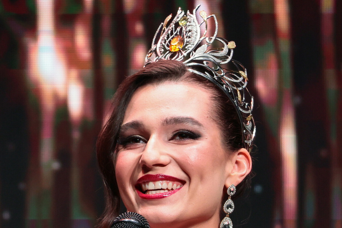 28.04.2025 rok. Ceremonia szarf i prezentacja finalistek konkursu Miss Polonia 2025. Maja Klajda